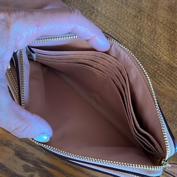 Coach dual pocket wallet monogrammed front with a pebbled, leather backside - Picture 5 of 9